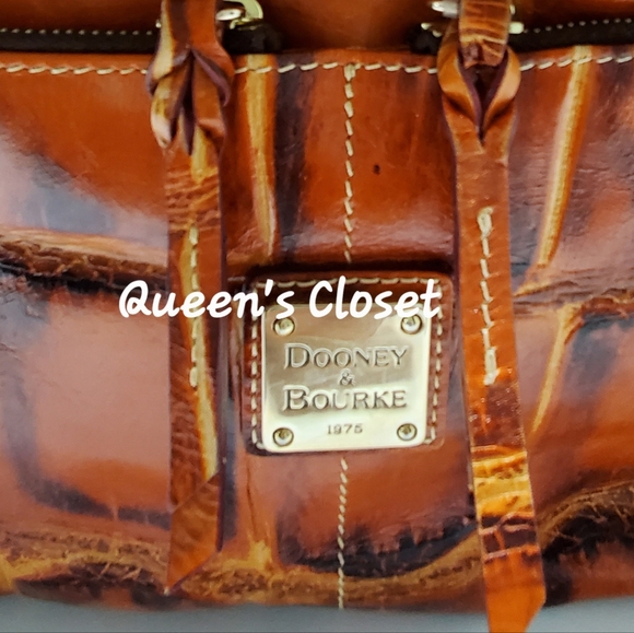 Dooney & Bourke | Vintage Dillen Leather Hobo in Animal Print - Picture 4 of 11
